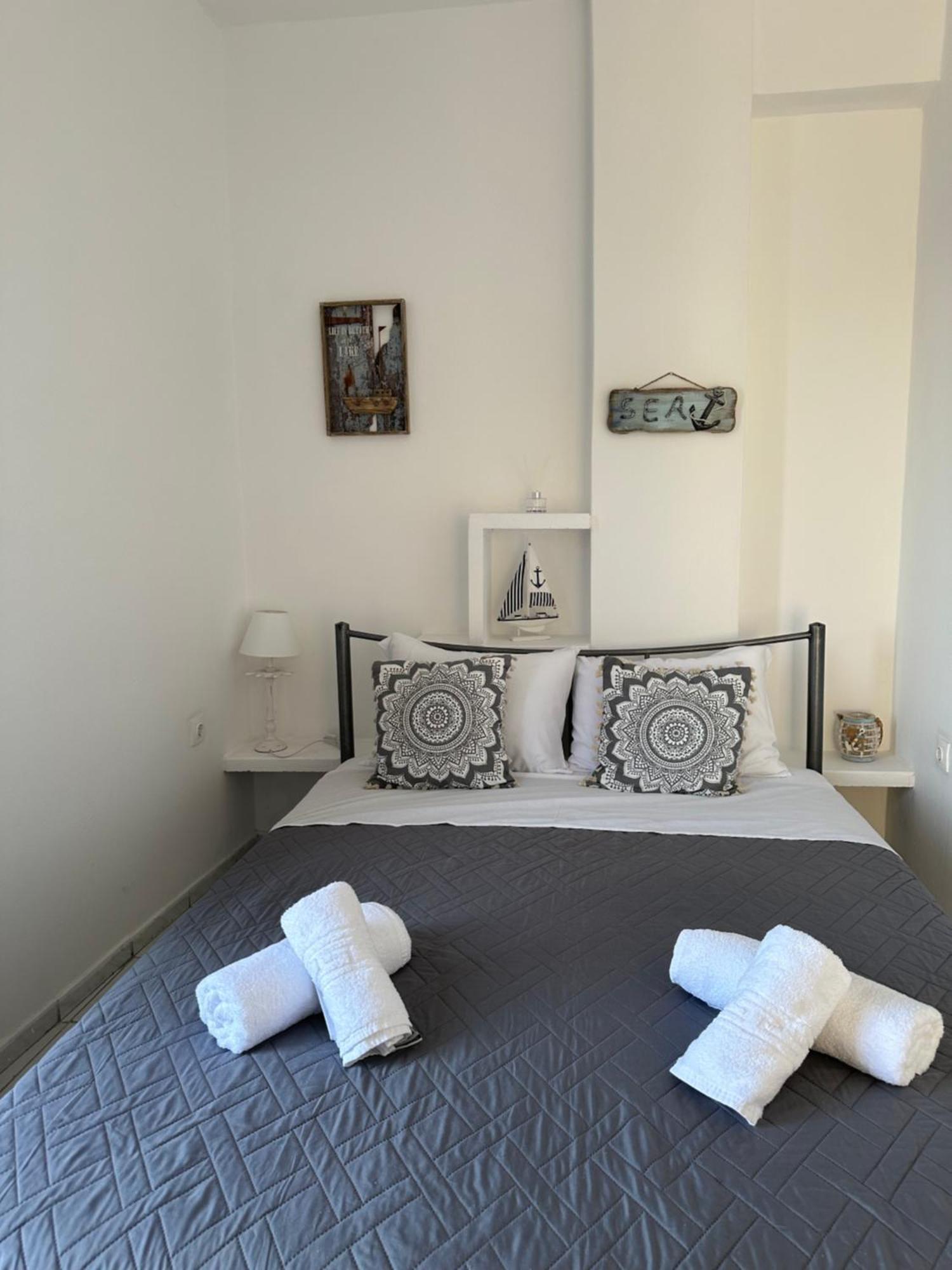Nicole Rooms Santorini Vóthon Exterior foto
